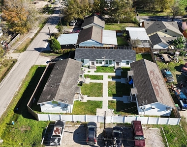 6901 Dumble Street - Photo Thumbnail 11
