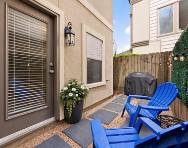 1514 Birdsall Street - Photo Thumbnail 23