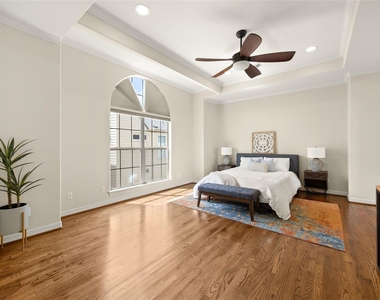1514 Birdsall Street - Photo Thumbnail 14