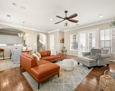 1514 Birdsall Street - Photo Thumbnail 11