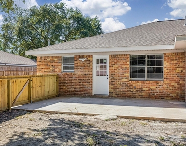 11027 Sagehill Drive - Photo Thumbnail 19