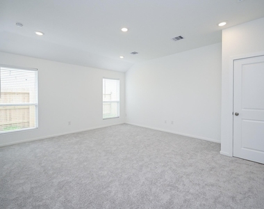 26811 Tree Mallow Drive - Photo Thumbnail 11