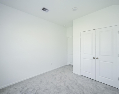 26811 Tree Mallow Drive - Photo Thumbnail 10