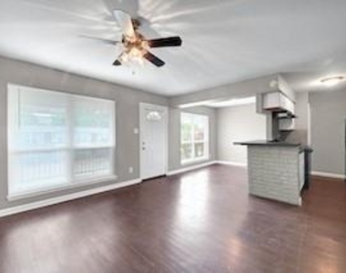 3031 Sumpter - Photo Thumbnail 10