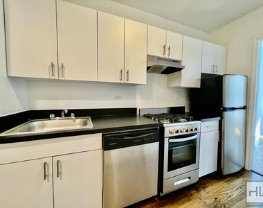 East 89th Street - Photo Thumbnail 4