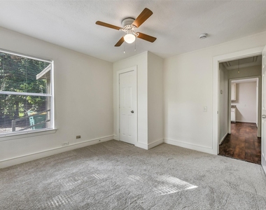 809 Chestnut Street - Photo Thumbnail 20