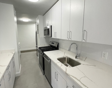 East 89th Street - Photo Thumbnail 13