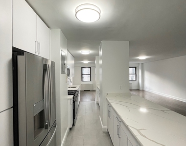 East 89th Street - Photo Thumbnail 14