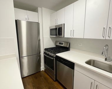 East 89th Street - Photo Thumbnail 17
