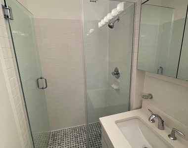 East 89th Street - Photo Thumbnail 20