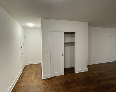 East 89th Street - Photo Thumbnail 18