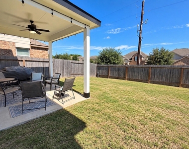 2927 Orchid Ranch Drive - Photo Thumbnail 19