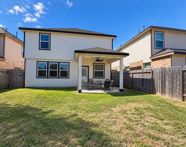 2927 Orchid Ranch Drive - Photo Thumbnail 20