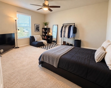 2927 Orchid Ranch Drive - Photo Thumbnail 15
