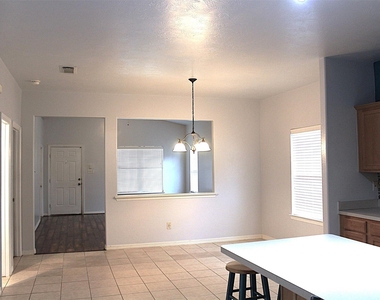 10226 Checkerberry Park Lane - Photo Thumbnail 3