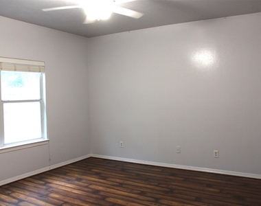 10226 Checkerberry Park Lane - Photo Thumbnail 4