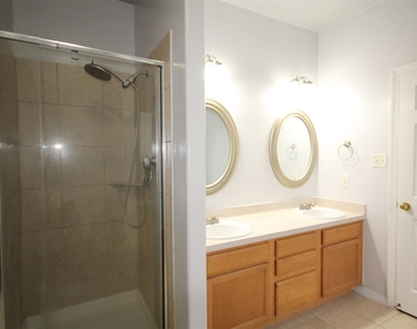 10226 Checkerberry Park Lane - Photo Thumbnail 5