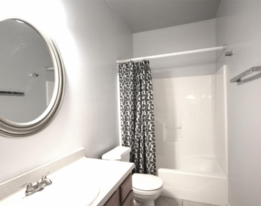 10226 Checkerberry Park Lane - Photo Thumbnail 8