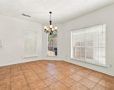 2845 Martina Drive - Photo Thumbnail 7