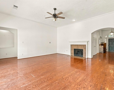2845 Martina Drive - Photo Thumbnail 11