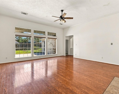 2845 Martina Drive - Photo Thumbnail 10