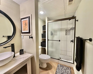 1311 Antoine Drive - Photo Thumbnail 14