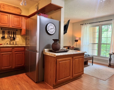 1311 Antoine Drive - Photo Thumbnail 3
