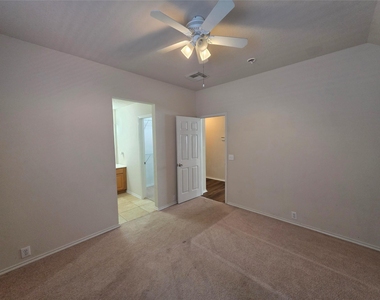 3051 Providence Oak Street - Photo Thumbnail 33