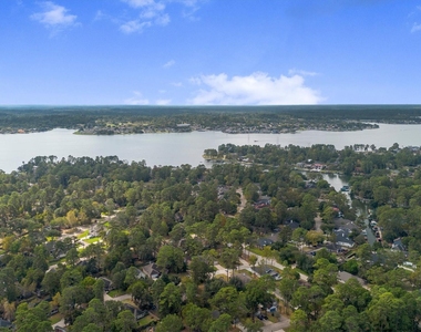 12111 Brightwood Drive - Photo Thumbnail 12