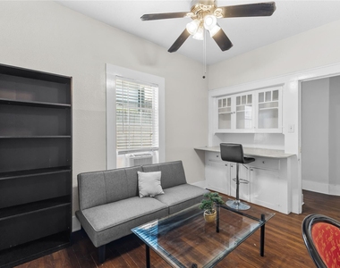 2511 Whitney - Photo Thumbnail 9