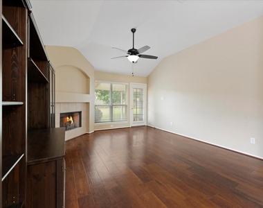 7813 Mary Katheryns Crossing - Photo Thumbnail 4