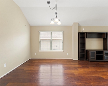 7813 Mary Katheryns Crossing - Photo Thumbnail 5