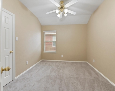 7813 Mary Katheryns Crossing - Photo Thumbnail 19