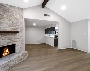 12154 Stone West Drive - Photo Thumbnail 3