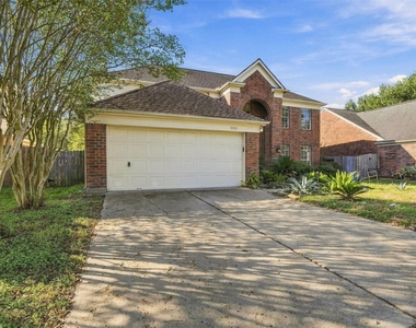 18031 Carbridge Drive - Photo Thumbnail 21