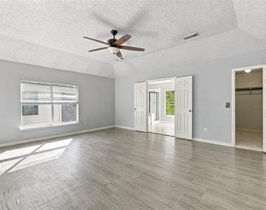 18031 Carbridge Drive - Photo Thumbnail 12