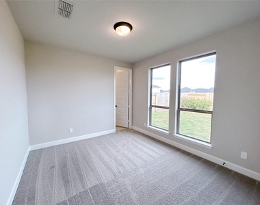 5515 Holly Hollow Lane - Photo Thumbnail 34