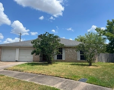 15307 Timberlea Drive - Photo Thumbnail 3