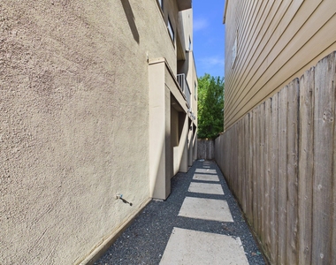 5425 Floyd Street - Photo Thumbnail 23