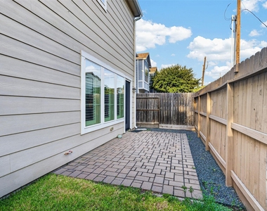 2502 Radcliffe Street - Photo Thumbnail 31