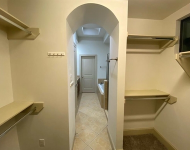 1921 Summer Street - Photo Thumbnail 25