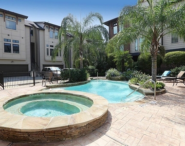 1921 Summer Street - Photo Thumbnail 4