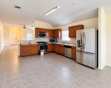 5918 Laramie River Court - Photo Thumbnail 5