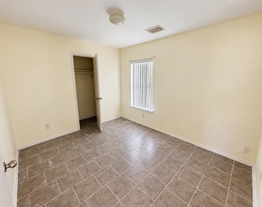 5918 Laramie River Court - Photo Thumbnail 10