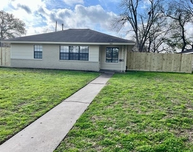 7403 Janak Drive - Photo Thumbnail 1