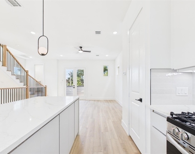 5316 Terry Street - Photo Thumbnail 16