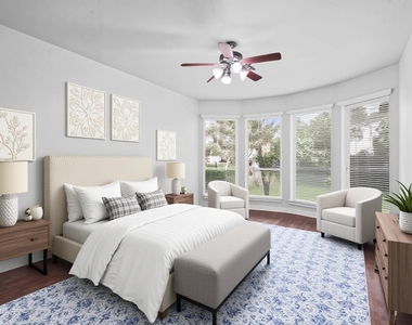 9819 St Romain Drive - Photo Thumbnail 7
