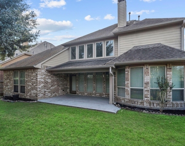 9819 St Romain Drive - Photo Thumbnail 19