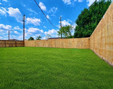 7730 Avenue E - Photo Thumbnail 12