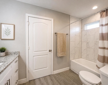7730 Avenue E - Photo Thumbnail 6